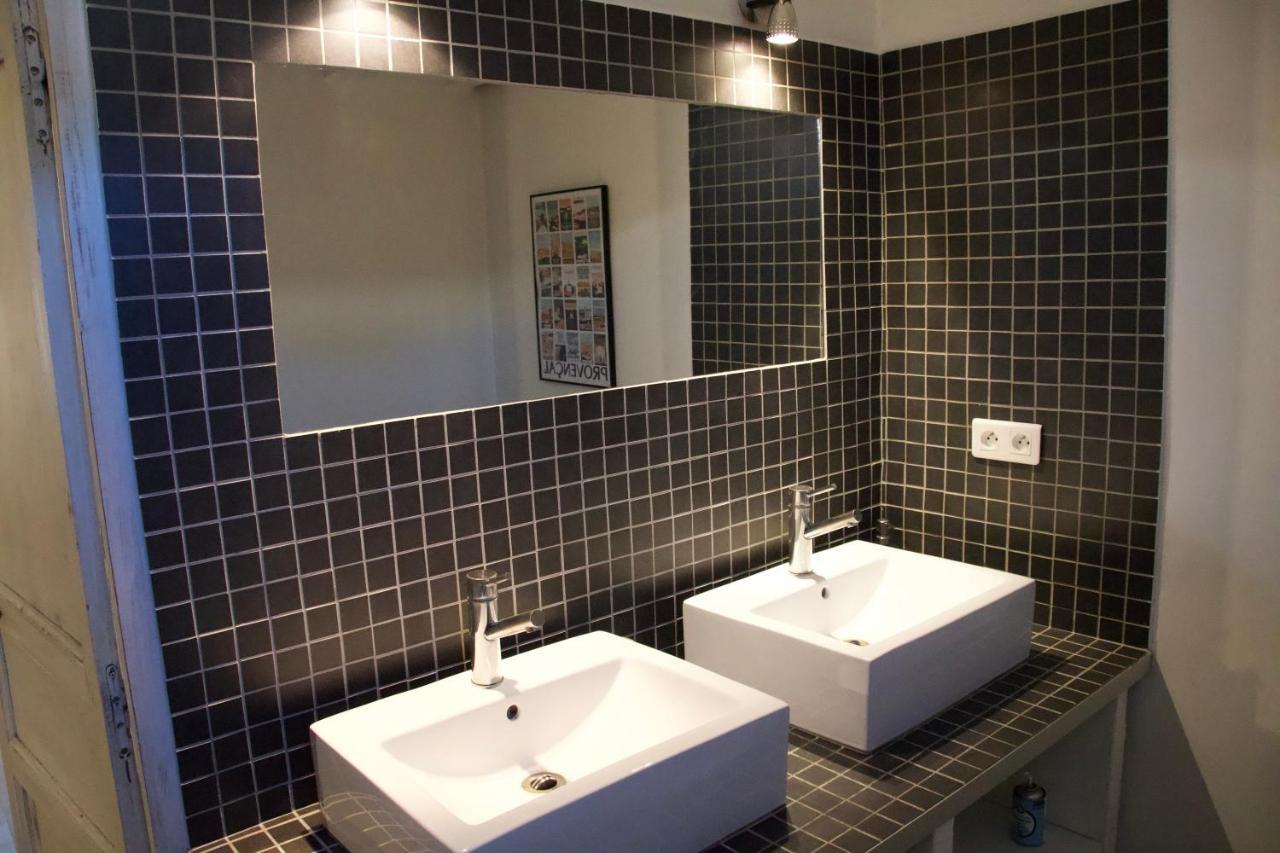 La Villa De Lea - Wifi - 5 Personnes - Intramuros Avignon Eksteriør bilde